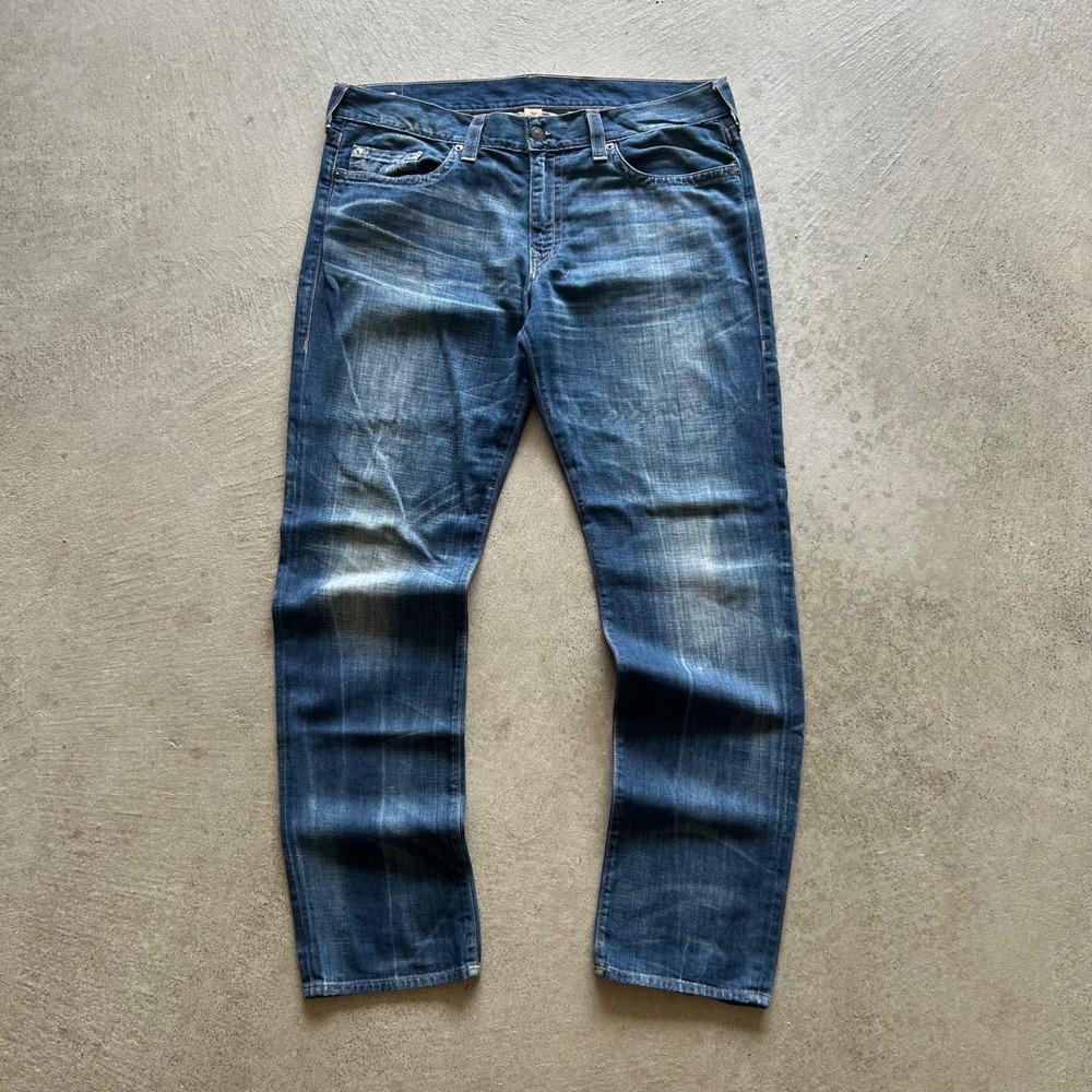 True Religion Jeans Size 40x35 Blue Medium Wash Denim Geno Relaxed Slim USA Made